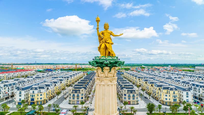 Tháp tượng thần Ánh Sáng tại Vinhomes Ocean Park 2